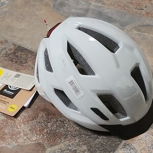 White Bike Helmet with MIPS Technology
